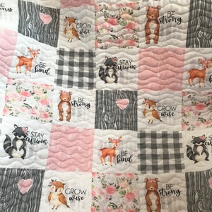 Baby Girl Quilt| Handmade| Woodland Animals| Forest Animals| Nursery Decor| Crib Bedding| Baby Shower Gift|Baby Blanket