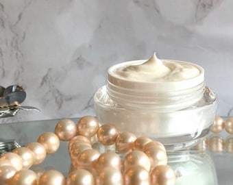 Organic Silky Day Moisturizer | SPF 25 | Natural Ayurvedic Cream
