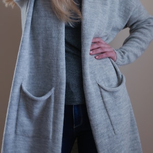 Handmade Alpaca wool cardigan, Open front women&#39;s sweater, Knitted warm jacket in light grey