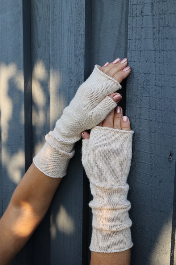 Handmade Beige Merino Wool Fingerless Gloves for Fall/winter, Women's  Woolen Arm Gloves Without Fingers, Hand Knitted Wrist and Arm Warmers 