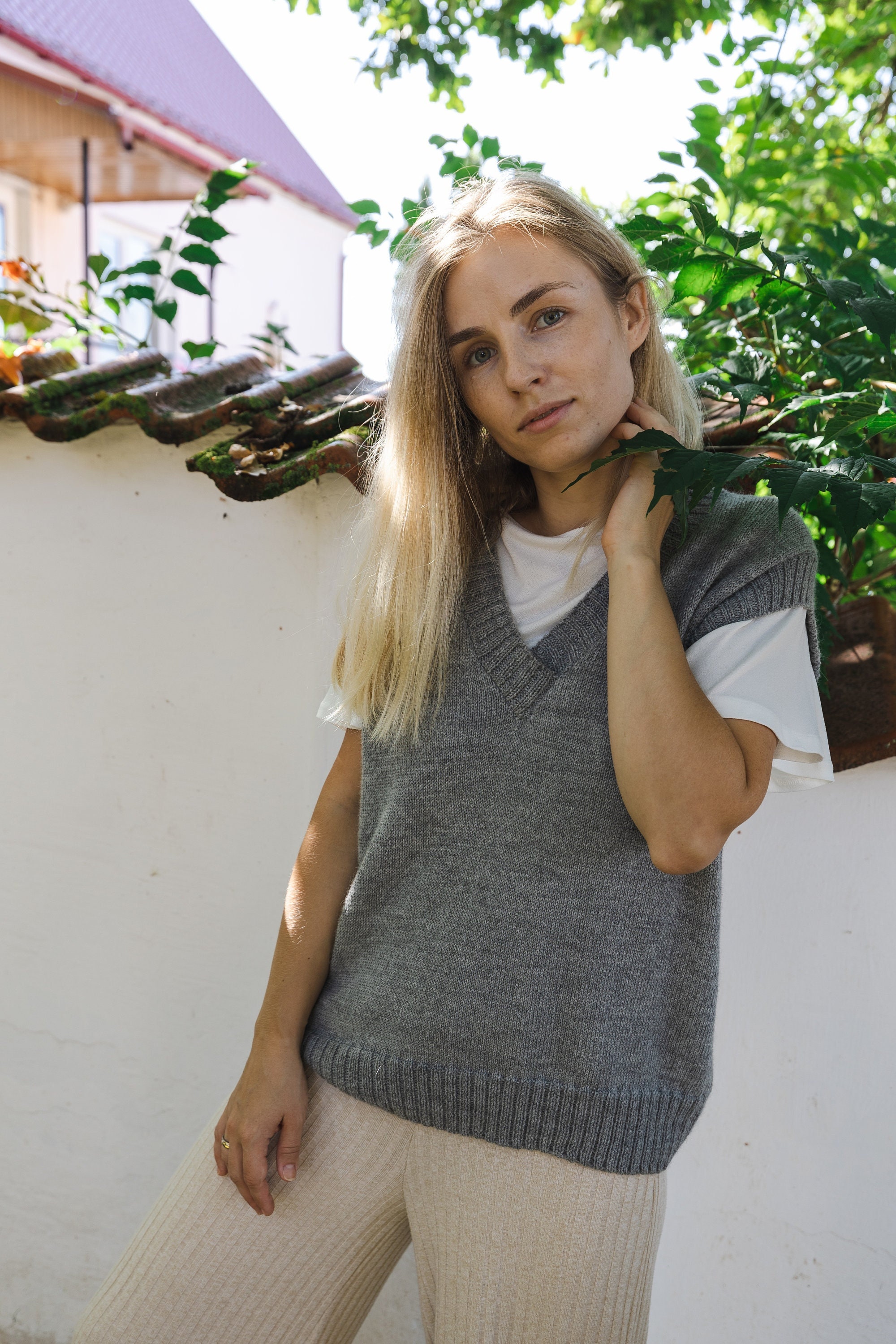 Hand Knitted Grey Alpaca Wool Vest for Women, Handmade Sleeveless