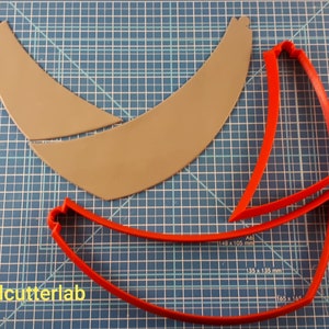 set of 2 cutters for polymer clay necklaces
