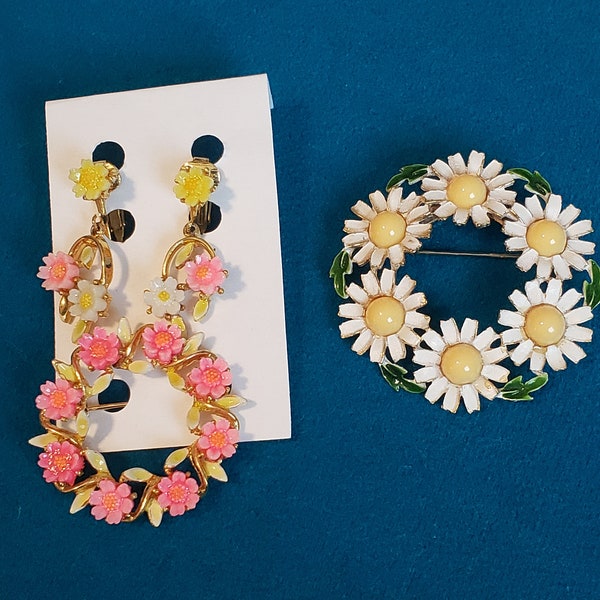 2 styles of floral pins - Weiss Daisy Pin Brooch, ART spring flower pin Brooch Earrings