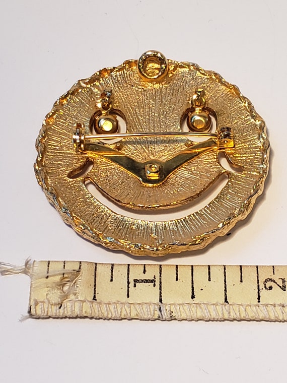 Vintage Happy Smiley Face Brooch Pendant. - image 4