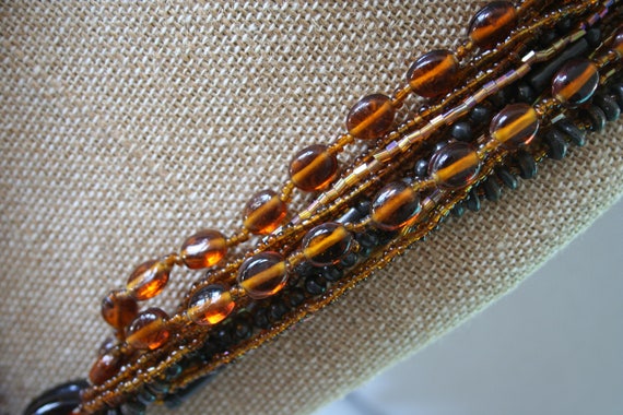 Vintage Copper toned beaded necklace with large d… - image 3