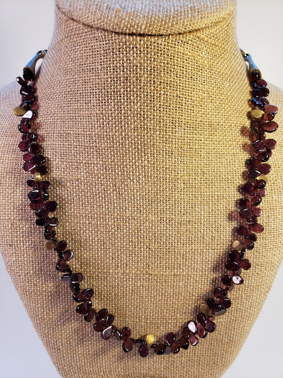 Coro signed Amethyst and Gold teardrop beaded neck