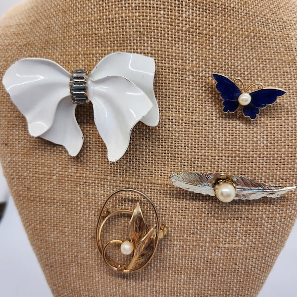 Vintage Pins 4 styles: bow, butterfly, feather, floral pearls rhinestones