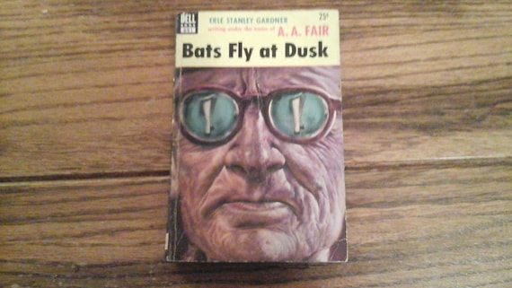 Dell Book 691 Bats Fly At Dusk 1942 Pulp Fiction Paperback Etsy