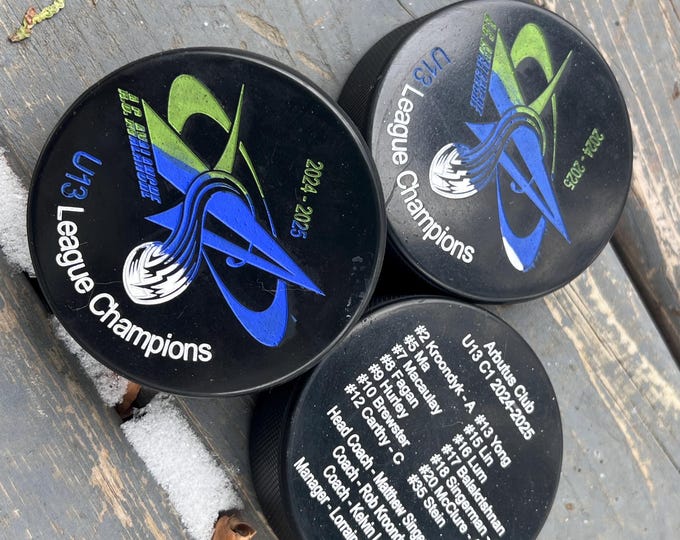 ROSTER HOCKEY PUCKS - Customized Collectors Pucks, Personalized Team Gifts