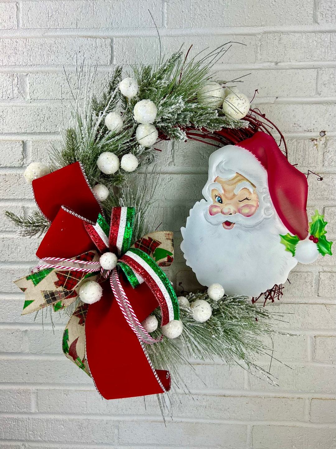 Santa Claus Grapevine Wreath, Holiday Wreath, Front Door Christmas