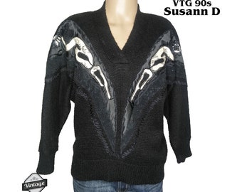 Vintage 80s 90s Susann D Oversized Chunky Knit Lace Gem Snake Print Fabric Sweater Size Medium