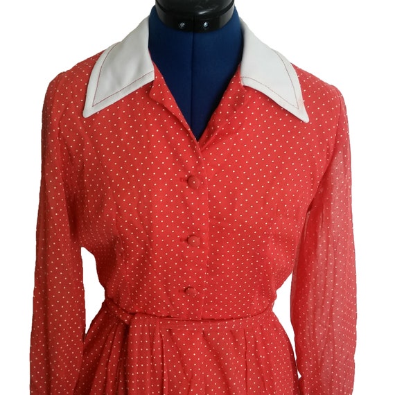 Vintage 60s 70s Red White Polka Dot House Dress M… - image 9