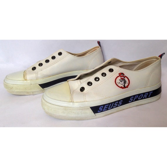 Cat in the hat hotsell converse shoes