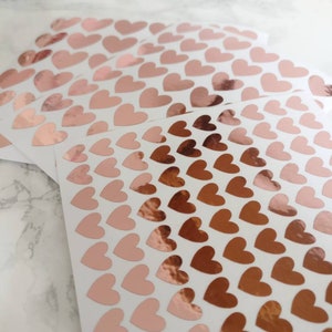 Juego de hojas de pegatinas de vinilo con forma de corazón en varios colores
