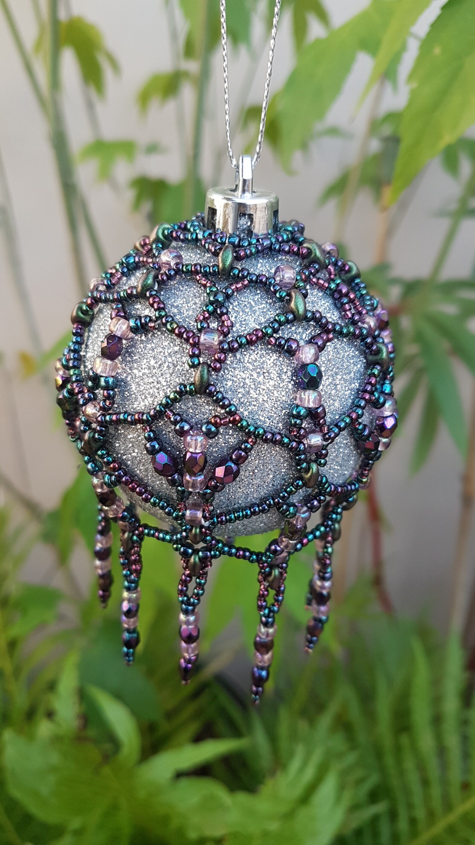 Beaded Bauble Tutorial decorate a bauble using seed beads Etsy