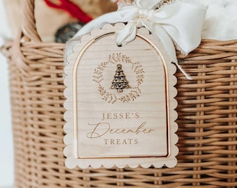 Personalised Wooden Christmas Tag, December Treats Box Label, Custom Name Christmas Eve Basket Tag, Arched Scalloped Tag