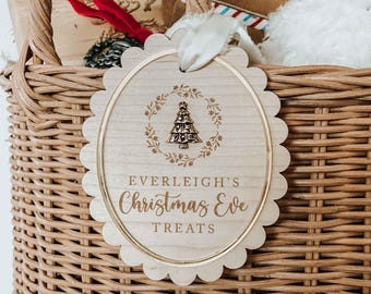Personalised Christmas Eve Box Tag, Wooden Basket Label, Custom Name Christmas Tag for Kids, Scalloped Wooden Gift Tag