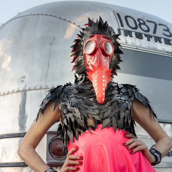 Latex mask with beak, noble gas mask with latex feathers, Phoenix mask