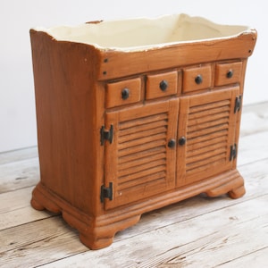 Vintage Ceramic Planter - Unique Dry Sink