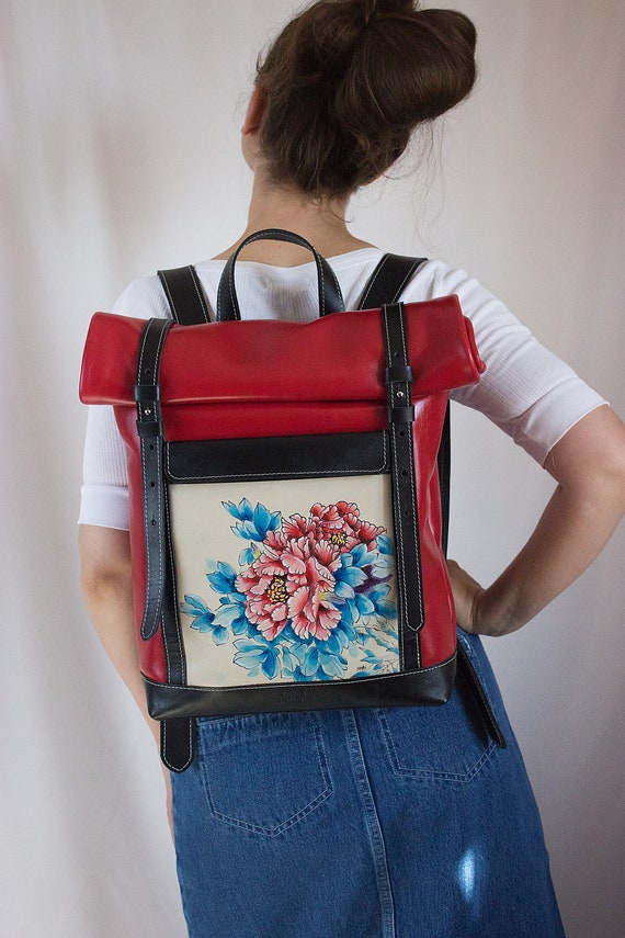 Handpainted Leather Roll Top Backpack: Floral Peony Design  display picture 3