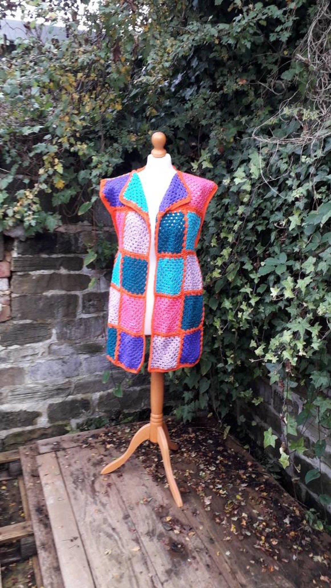 Hand Crochet Granny Square Sleeveless Jacket. Vintage 1970s - Etsy