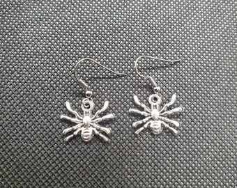 Handmade tibetan silver cast spider earrings, hypoallergenic, arachnid, arachnophobia, tarantula