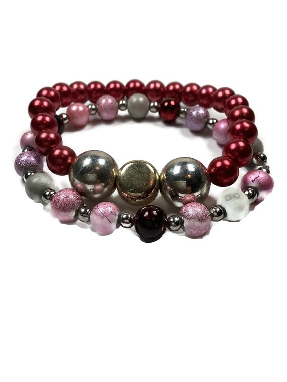 Red and mixed metal stackable stretch bracelet with glass pearls, silver and gold metals