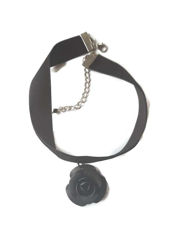 Velvet choker, black velvet with a black rose, adjustable length