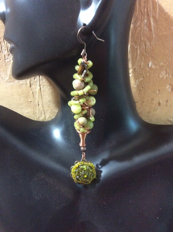 Stunning long dangle earrings with copper, gemstones in green and brown, vintage earring, statement earrings