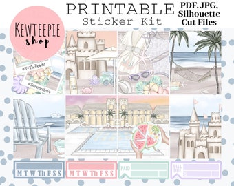 Op de afbeelding: Printbare stickerset met een strandthema. De stickers bevatten een zandkasteel, een hangmat, een zwembad, een watermeloen, een strandstoel en een dagplanner. De stickers zijn in aquarelstijl met pastelkleuren.