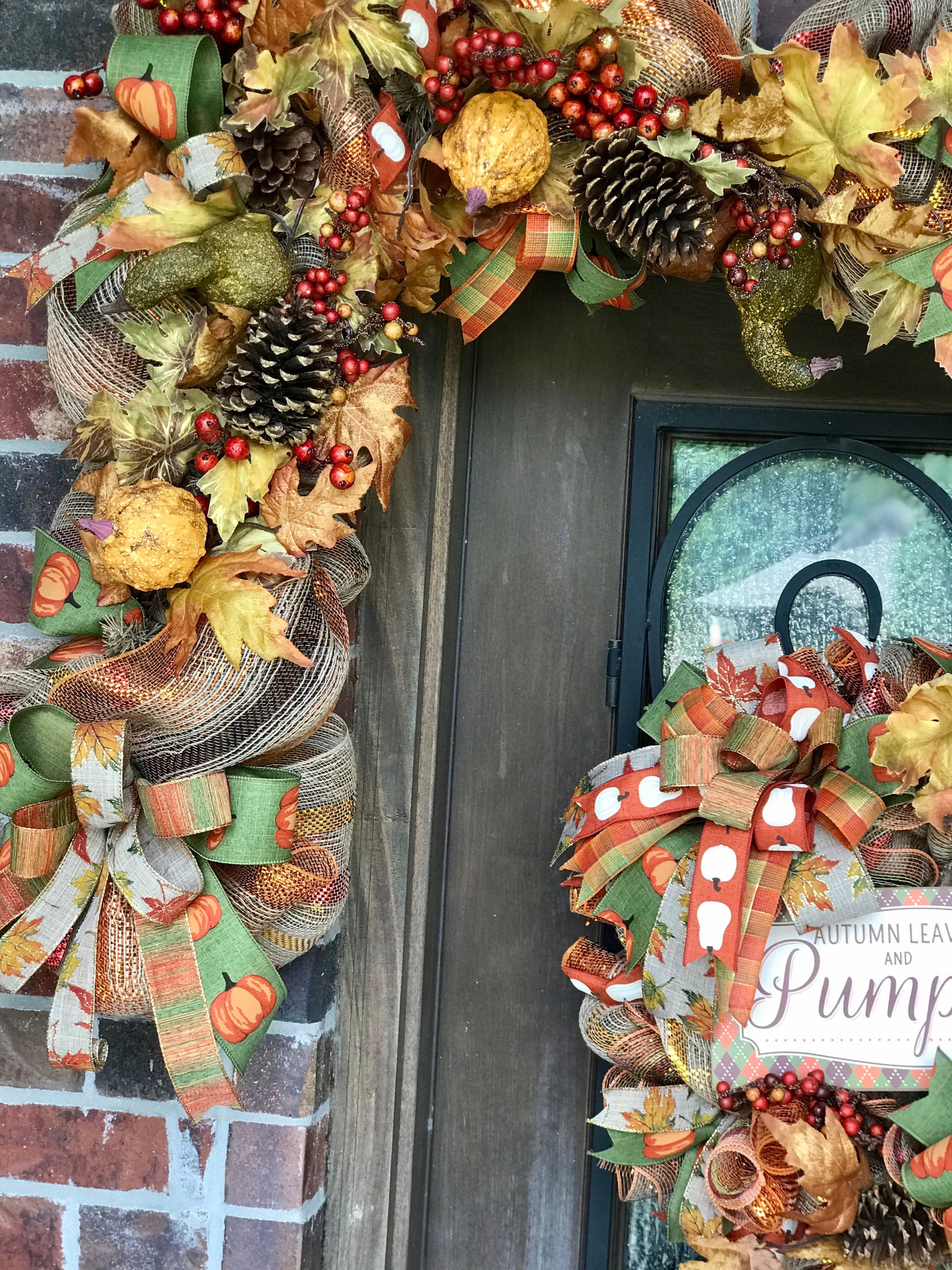 18 Artificial Autumn Wreath Golden Eucalputs Leaves with Small Pumpkin Modern Farmhouse Wreath Garland for Hanging Window Wall Decorations YNYLCHMX Fall Wreaths for Front Door
