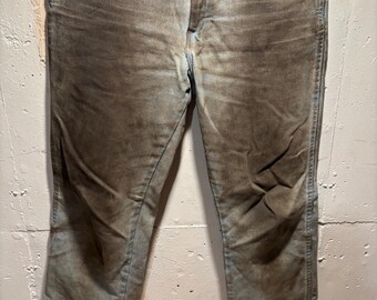 Wrangler Cowboy Cut 936 - (C) Distressed Bleach Blue - 30X30 - Denim Work Jeans 100% Cotton.