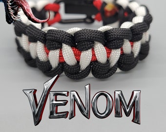 Venom Inspired Paracord Bracelet: Fang Smile, Adjustable Shackle