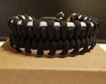 Custom Fish Belly Weave Paracord Bracelet: Nautical Survival Jewelry