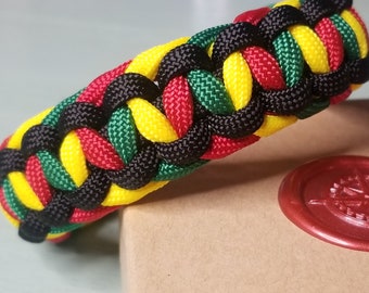 Bracelet en paracorde à rayures rasta, bijoux rasta, couleurs jamaïcaines, bijoux Juneteenth