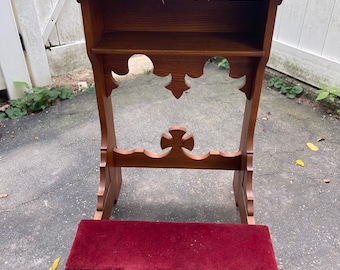 Customizable Antique Oak Prie Dieu
