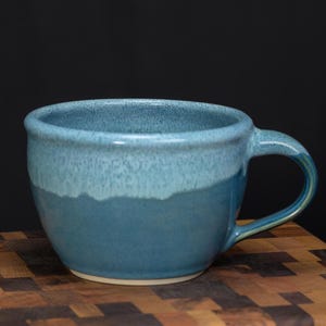 Soup Mug 24 oz, Ceramic Bowl with Handle for Soup or Ramen, Handmade Pottery for Everyday Use, Kitchen Gift Idea – Ocean Blue Glaze