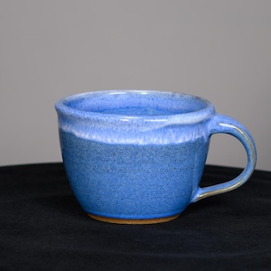 Soup Mug 26 oz, Ceramic Bowl with Handle for Soup, Chili, or Hearty Meals, Handmade Pottery Kitchen Gift Idea – Indigo Blue Glaze