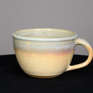 Soup Mug 24 oz, Ceramic Bowl with Handle for Soup or Ramen, Handmade Pottery for Everyday Use, Kitchen Gift Idea – Desert Haze Glaze