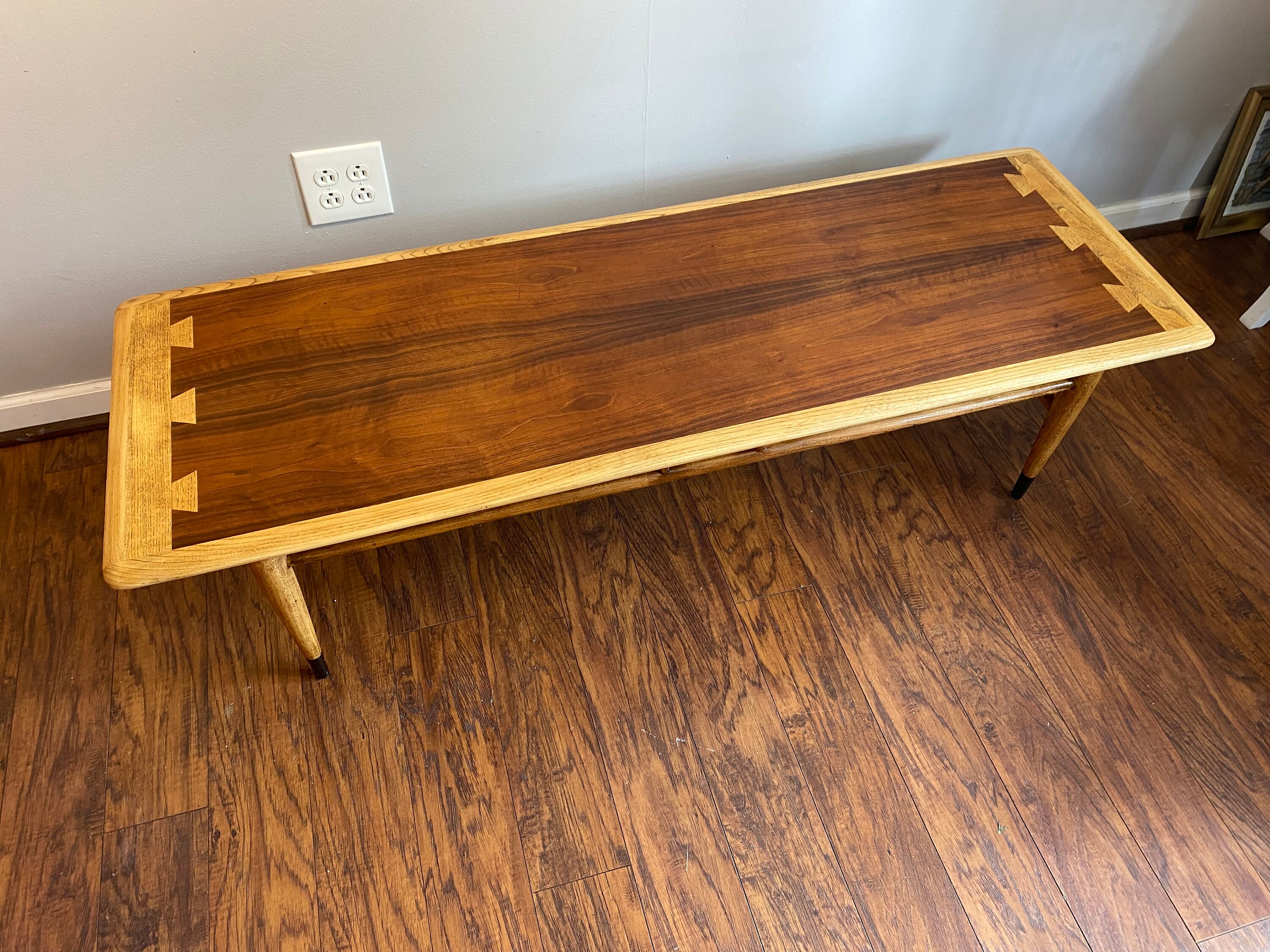 Lane Alta Vista Mid Century Modern Coffee Table Model Number 0900
