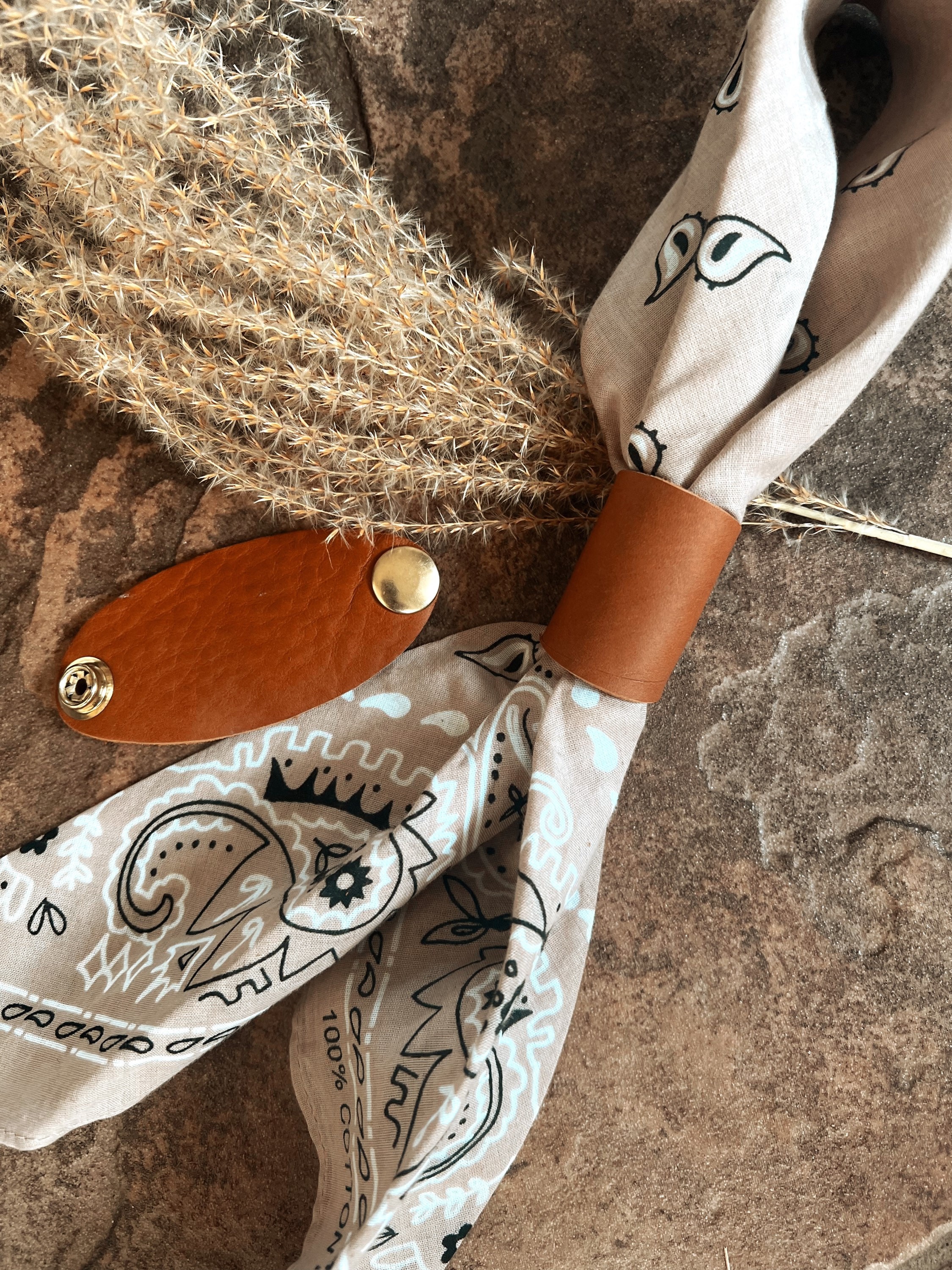 Leather Bandana Slide – Sound As Ever