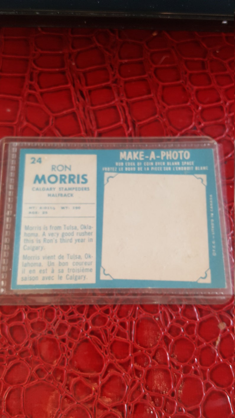 1961 Topps CFL 24 RON Morris STAMPEDERS.Combined shipping