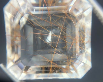 Golden rutilated Quartz, loose gemstone