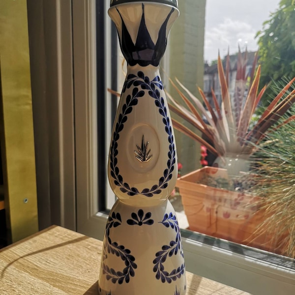 Clase azul bottle tequila reposado no Anejo no don julio hand made blue white like glass decorative decanter carafe Christmas present gift