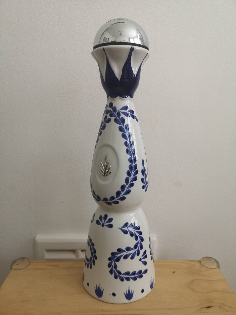 Clase azul bottle tequila reposado no Anejo no don julio hand made blue white like glass decorative decanter carafe Christmas present gift image 6