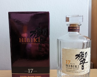 Hibiki 17 whisky bottle Suntory Japanese Whisky no 21 no harmony decorative decanter carafe birthday present gift Empty with box excellent