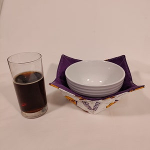 Los Angeles Lakers 6&quot; Cozy Bowl, Basketball Sports Gift, NBA, Microwave Bowl Holder, Potholder, Kitchen, Cooking