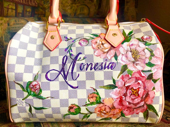 Custom Painting a LOUIS VUITTON Bag?! 