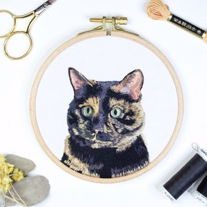 Custom Pet Embroidery Portrait: Personalized Photo Embroidery Hoop Cherished Dog and Cat Memorials, Unique Custom Gifts image 1