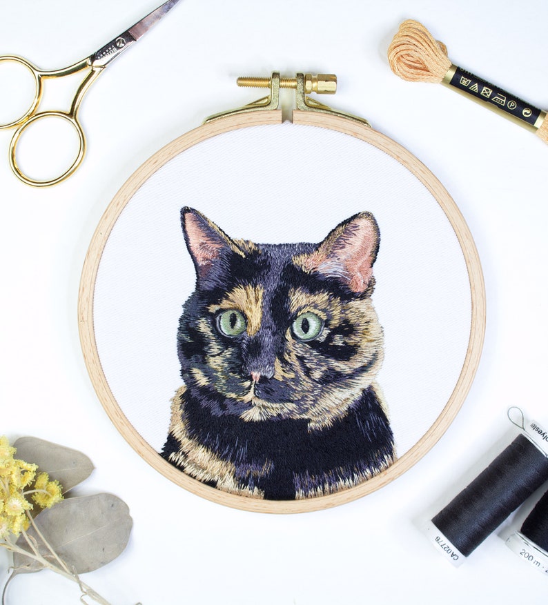 Custom Pet Embroidery Portrait: Personalized Photo Embroidery Hoop Cherished Dog and Cat Memorials, Unique Custom Gifts image 1